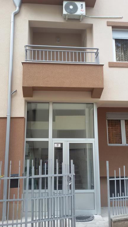 Athos Apartments Ni Esterno foto
