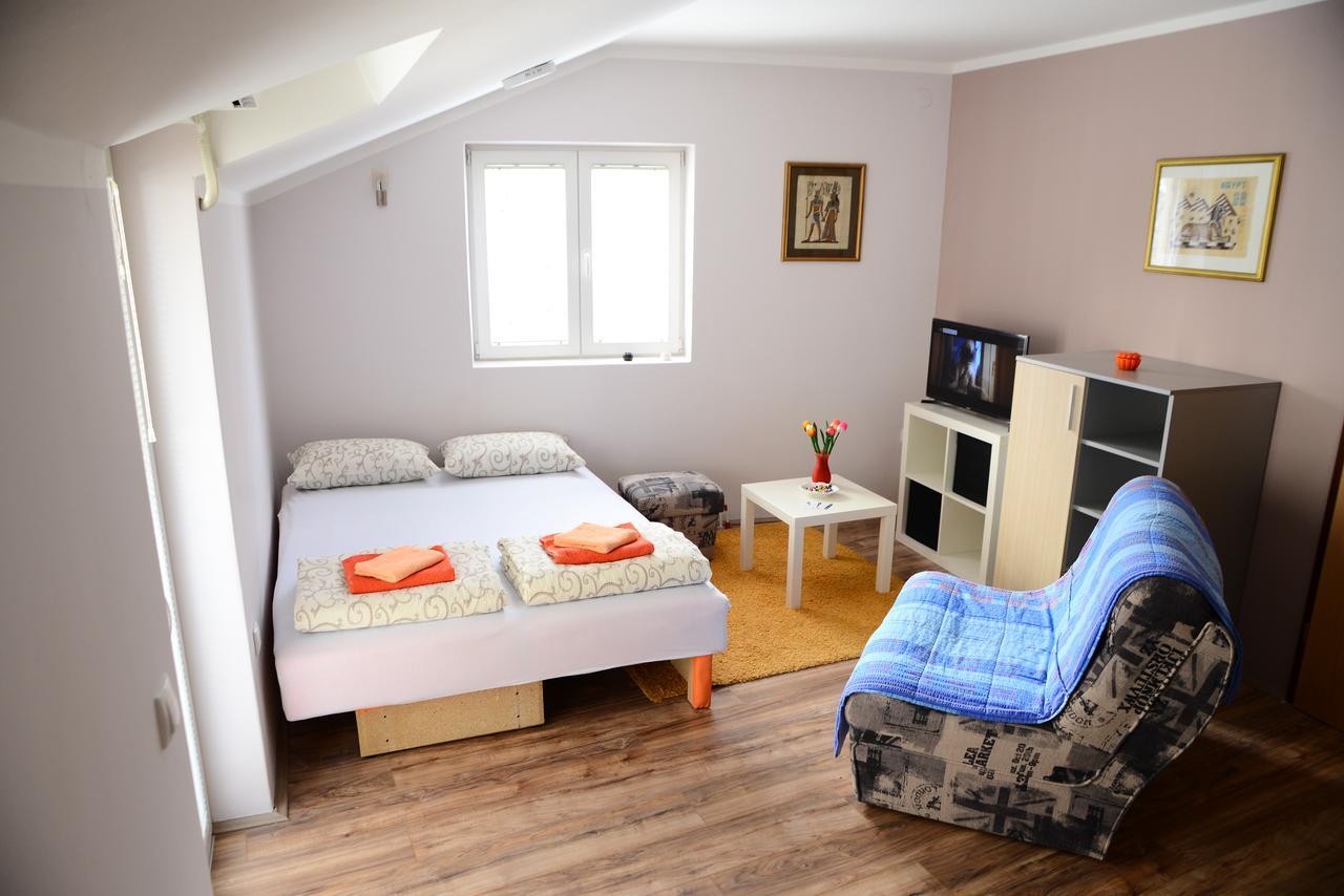 Athos Apartments Ni Esterno foto