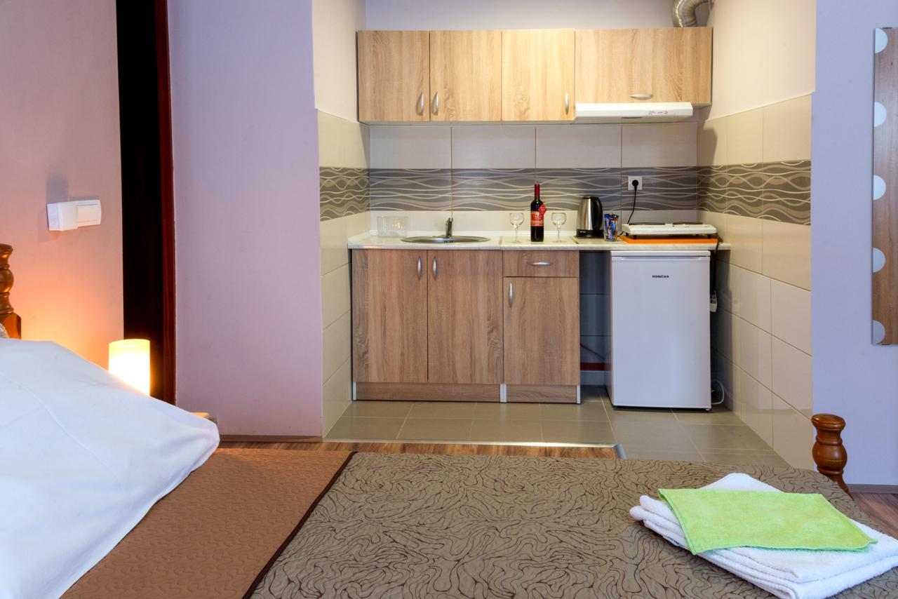 Athos Apartments Ni Esterno foto