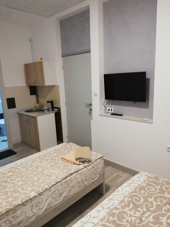 Athos Apartments Ni Esterno foto
