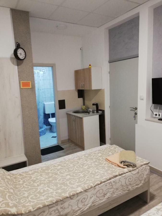 Athos Apartments Ni Esterno foto